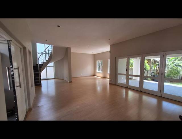 3 BEDROOM HOUSE FOR SALE IN MORELETAPARK